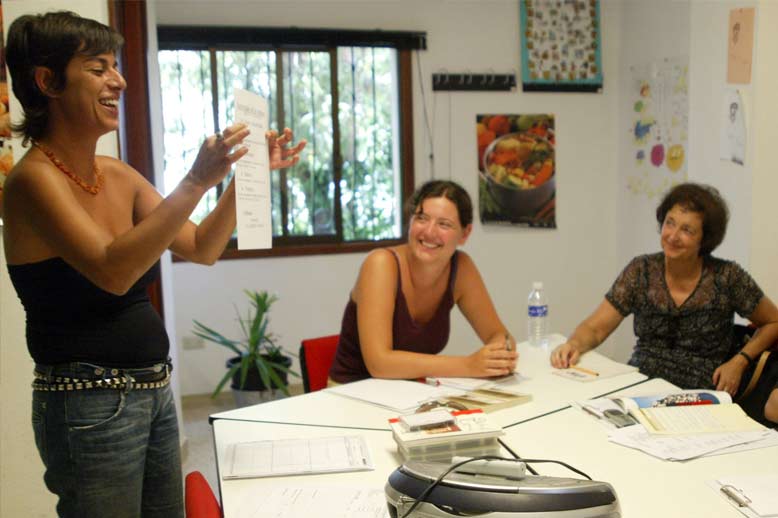 Spanish courses in Tenerife, one to one lessons with a tutor 